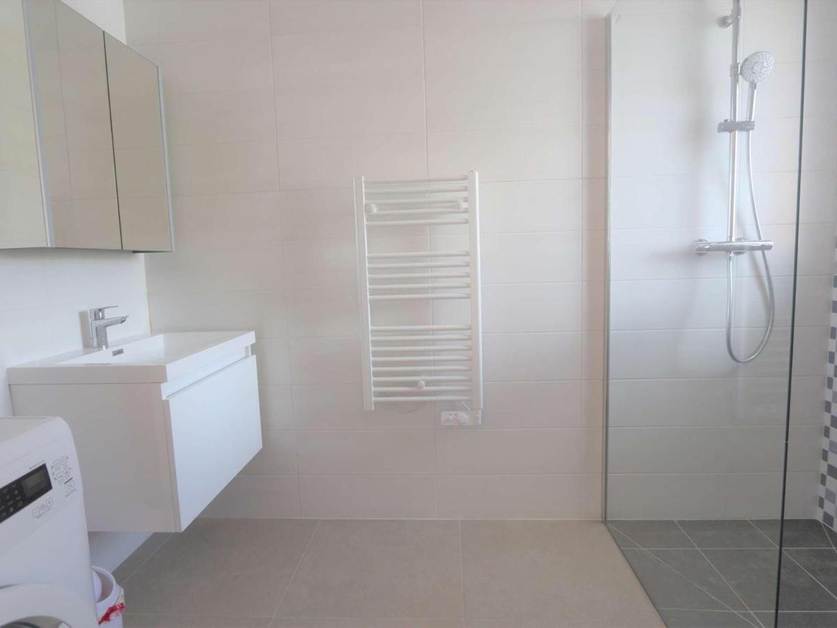 Duplex Lumineux A Benodet: Plage Et Thalasso A Pied, Terrasse, Parking Et Abri Velo Inclus - Fr-1-481-117 Exterior foto